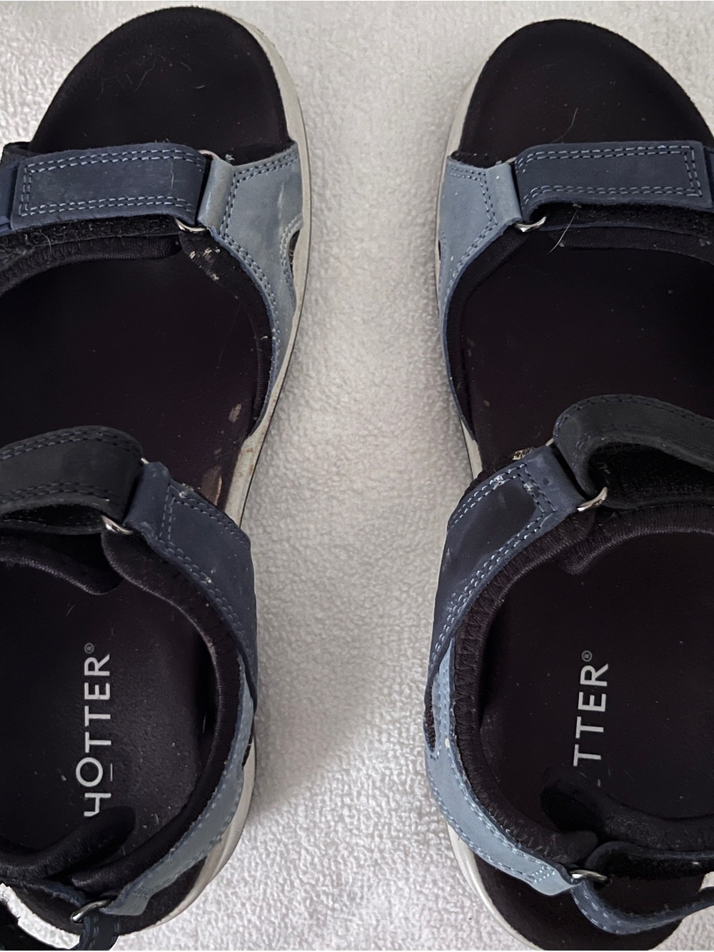 HOTTER Travel II Wide Navy
Women’s Sandals SZ 9.5